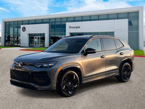 2025 Volkswagen Tiguan 2.0T SE R-Line Black