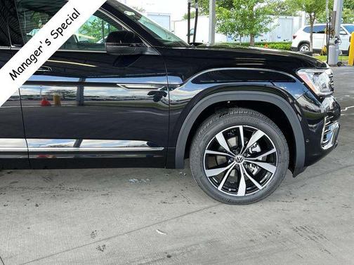 2025 Volkswagen Atlas Cross Sport 2.0T SEL Premium