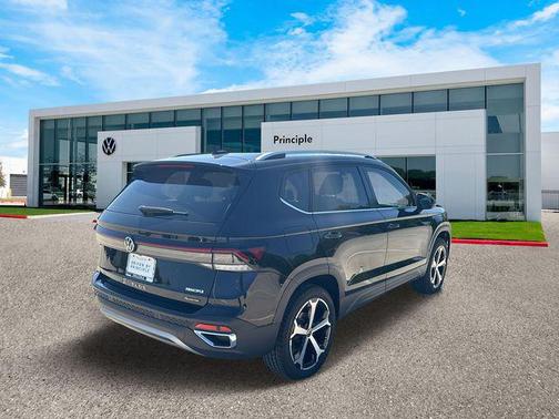 2025 Volkswagen Taos 1.5T SEL