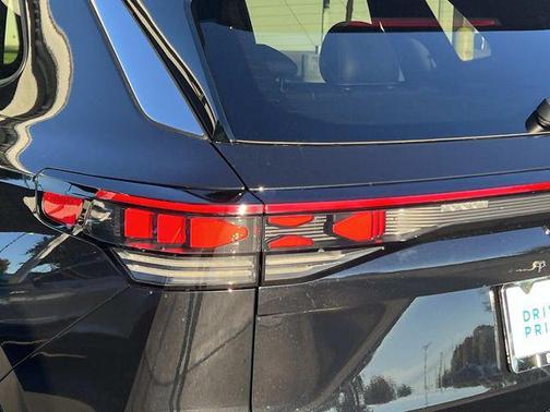 2026 Volkswagen Tiguan 2.0T SEL R-Line 4MOTION