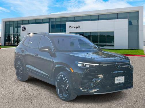 2026 Volkswagen Tiguan 2.0T SEL R-Line 4MOTION