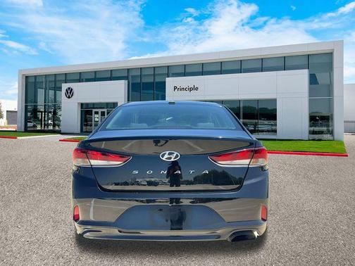 2018 Hyundai SONATA SEL