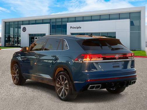 2026 Volkswagen Atlas Cross Sport 2.0T SEL Premium