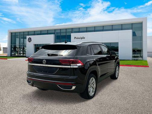 2023 Volkswagen Atlas Cross Sport 2.0T SE w/Technology