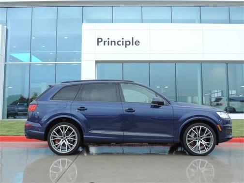 Photo 4 of 35 of 2019 Audi Q7 55 Prestige