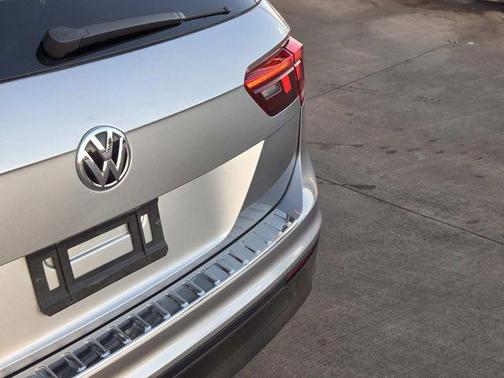 2019 Volkswagen Tiguan 2.0T SE