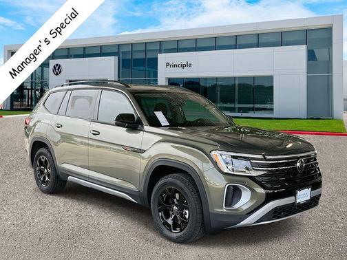 2025 Volkswagen Atlas 2.0T Peak Edition