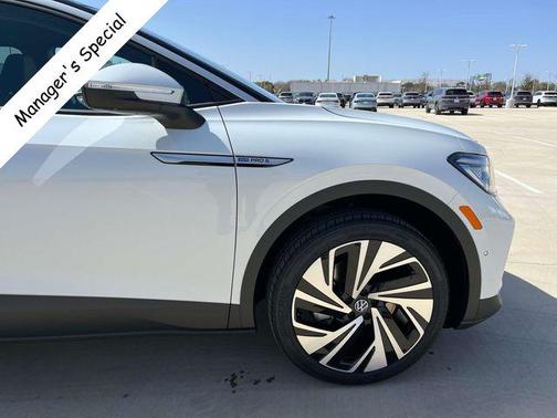 2025 Volkswagen ID.4 Pro S Plus