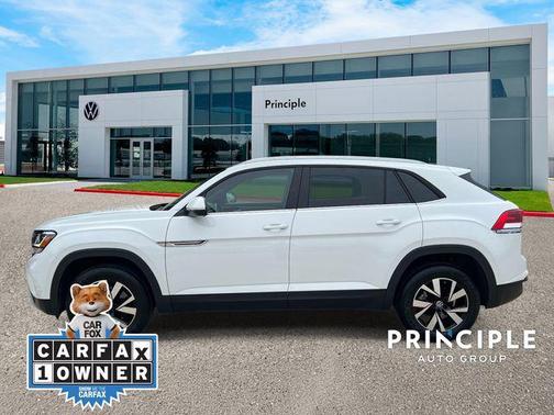 Pure White 2023 Volkswagen Atlas Cross Sport 2.0T SE