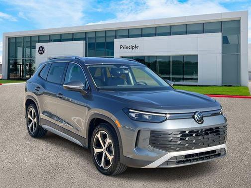 2025 Volkswagen Tiguan 2.0T SE