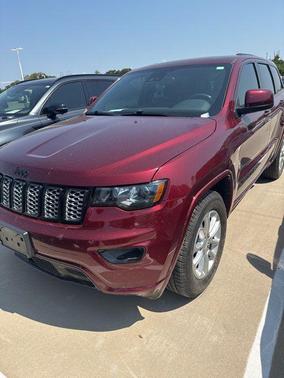 2021 Jeep Grand Cherokee Laredo