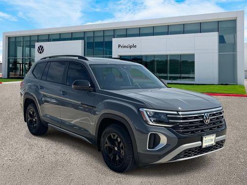 2025 Volkswagen Atlas 2.0T Peak Edition