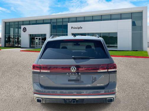 2025 Volkswagen Atlas 2.0T Peak Edition