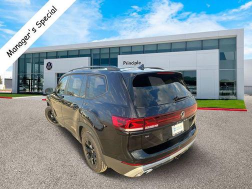 2025 Volkswagen Atlas 2.0T Peak Edition