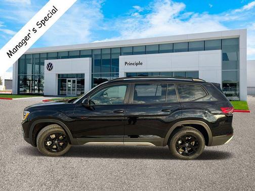 2025 Volkswagen Atlas 2.0T Peak Edition
