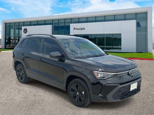 2025 Volkswagen Taos 1.5T SE Black