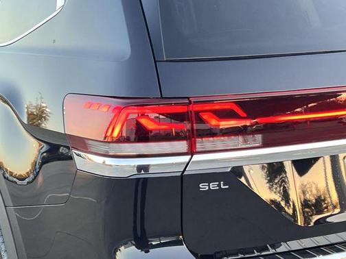 2026 Volkswagen Atlas 2.0T SEL Premium R-Line 4MOTION