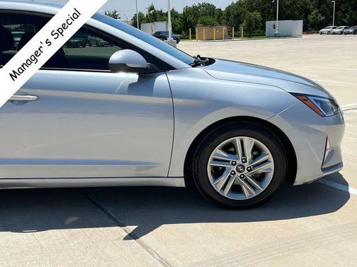 2020 Hyundai ELANTRA Value Edition