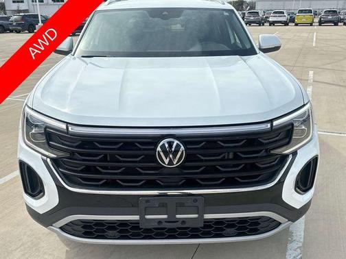 2024 Volkswagen Atlas Cross Sport 2.0T SE w/Technology 4MOTION