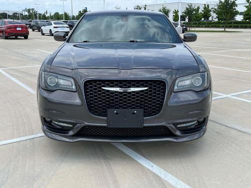 2017 Chrysler 300 S