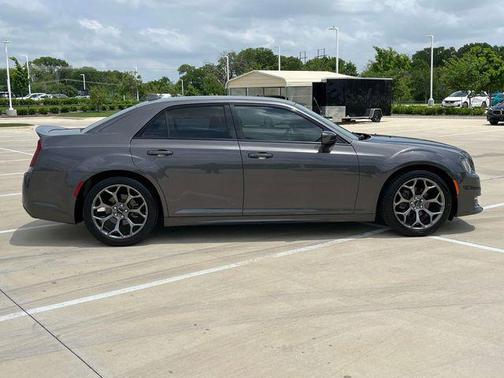 2017 Chrysler 300 S