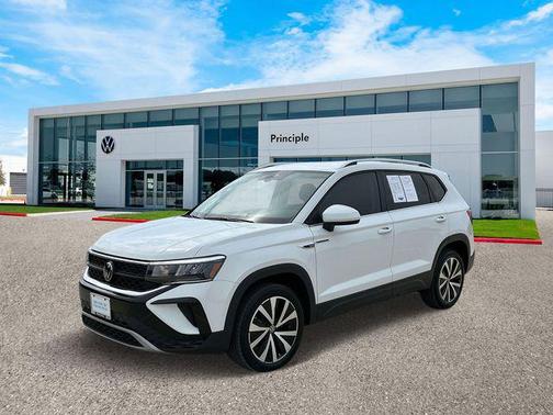 2024 Volkswagen Taos SE