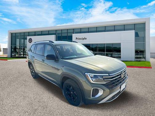 2025 Volkswagen Atlas 2.0T Peak Edition