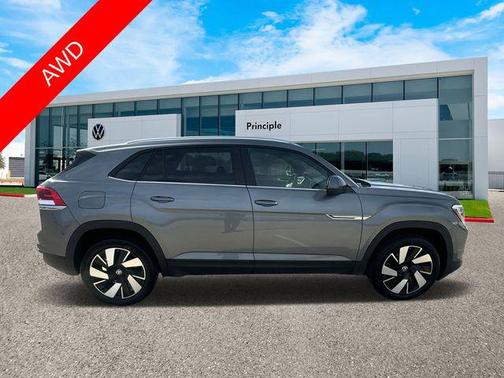 2024 Volkswagen Atlas Cross Sport 2.0T SE w/Technology 4MOTION