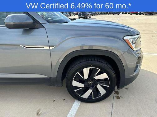 2024 Volkswagen Atlas Cross Sport 2.0T SE w/Technology 4MOTION