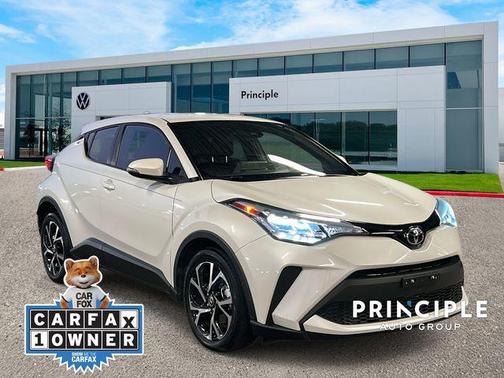 2022 Toyota C-HR XLE