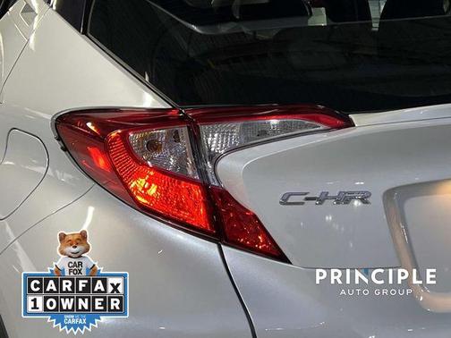 2022 Toyota C-HR XLE