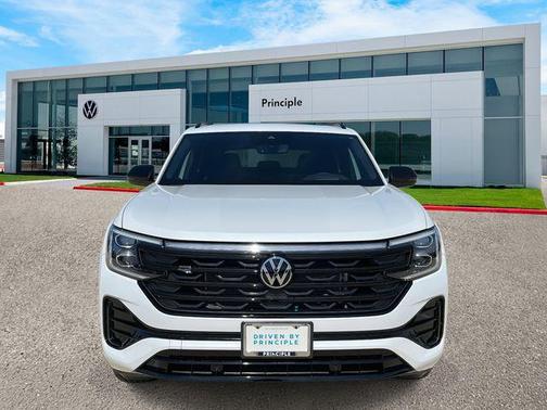 2025 Volkswagen Atlas Cross Sport 2.0T SEL