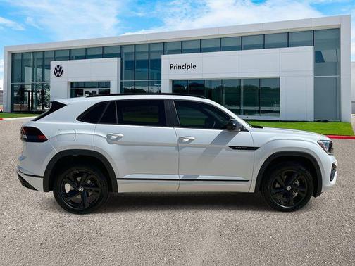 2025 Volkswagen Atlas Cross Sport 2.0T SEL