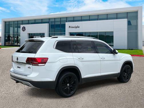 2018 Volkswagen Atlas 3.6L SEL Premium
