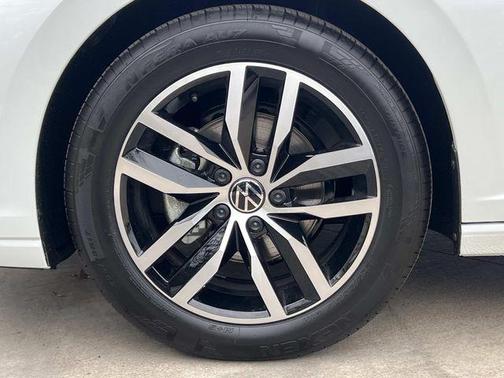 2026 Volkswagen Jetta 1.4T SE