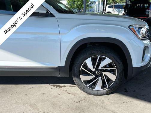 2025 Volkswagen Atlas 2.0T SEL