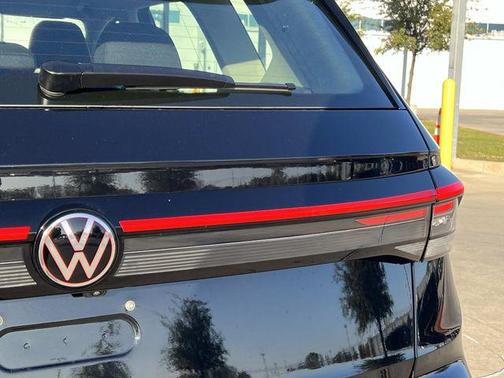 2026 Volkswagen Taos S