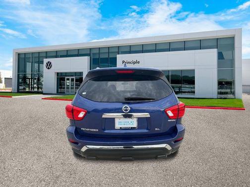 2020 Nissan Pathfinder SL 2WD