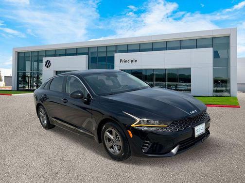 2023 Kia K5 LXS