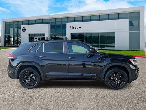 2026 Volkswagen Atlas Cross Sport 2.0T SEL