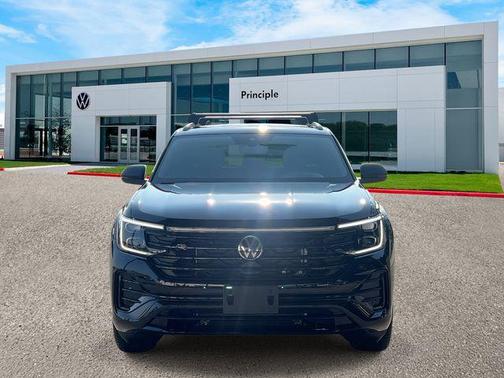 2026 Volkswagen Atlas Cross Sport 2.0T SEL
