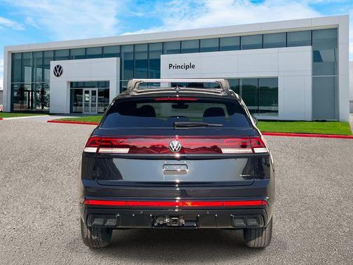 2026 Volkswagen Atlas Cross Sport 2.0T SEL