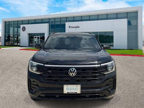 2025 Volkswagen Atlas Cross Sport 2.0T SEL