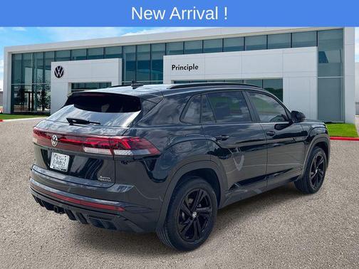 2025 Volkswagen Atlas Cross Sport 2.0T SEL