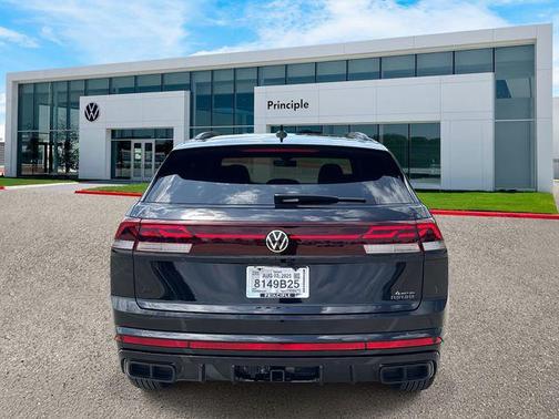 2025 Volkswagen Atlas Cross Sport 2.0T SEL