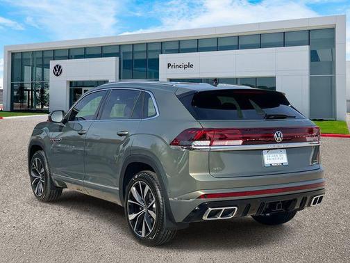 2026 Volkswagen Atlas Cross Sport 2.0T SEL Premium