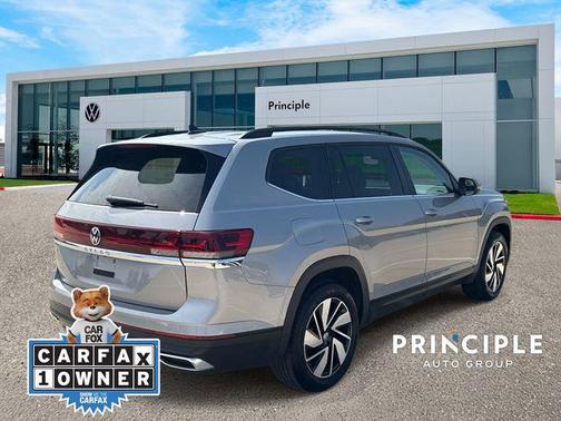 2024 Volkswagen Atlas 2.0T SE w/Technology