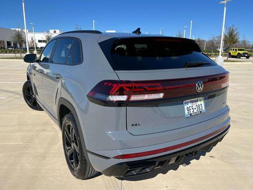 2025 Volkswagen Atlas Cross Sport 2.0T SEL