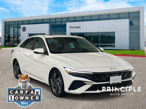 2025 Hyundai ELANTRA Limited