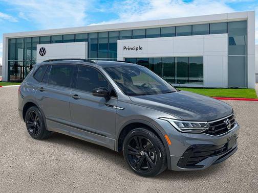 2023 Volkswagen Tiguan 2.0T SE R-Line Black